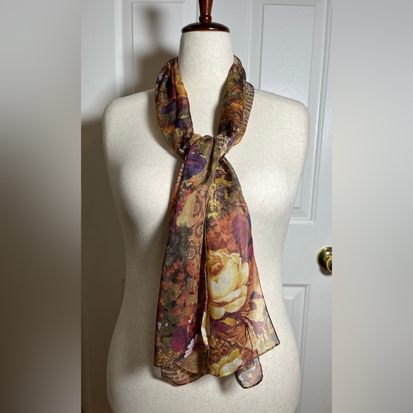 Vintage Floral Print Scarf - Picture 5 of 7